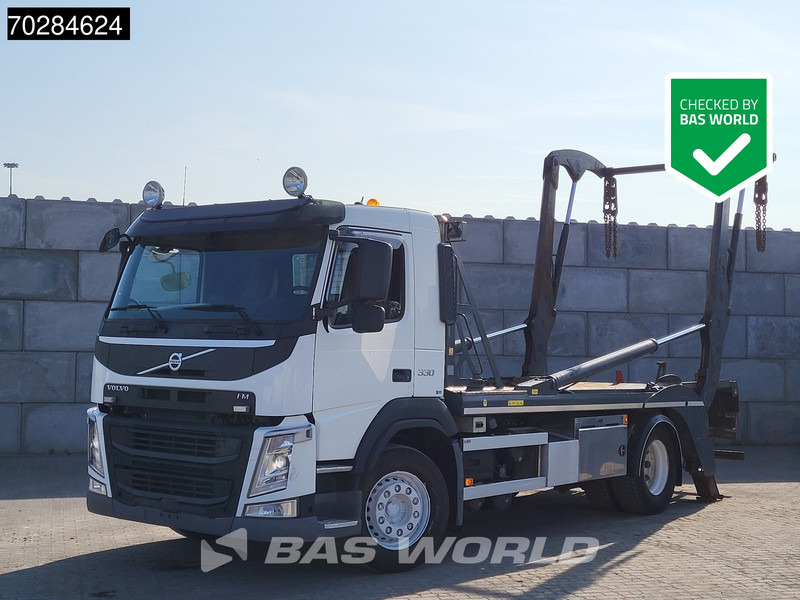 Volvo FM 330 FM 4X2 VEB Xenon Skip Loader Euro 6 - Camión portacontenedor de cadenas: foto 1 Volvo FM 330 FM 4X2 VEB Xenon Skip Loader Euro 6 - Camión portacontenedor de cadenas: foto 1