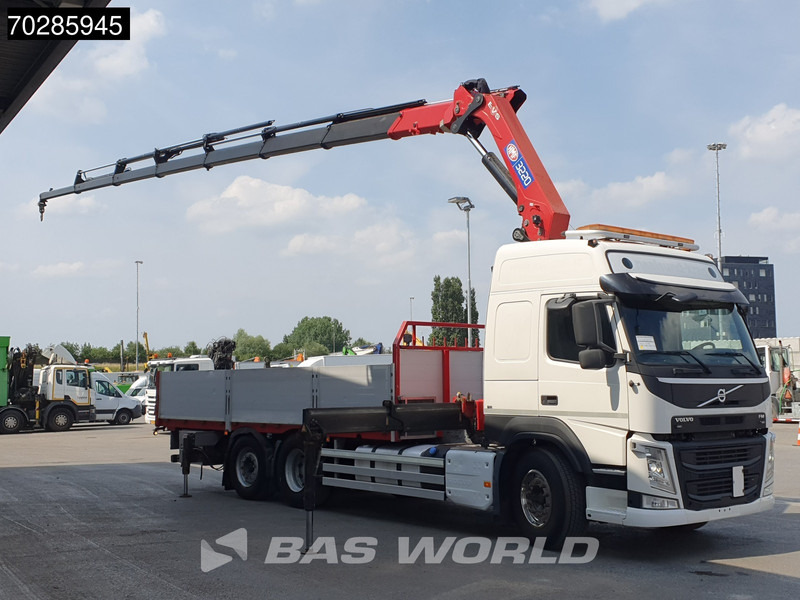 Volvo FM 500 6X2 HMF 3220-K7 Lift-Steering Axle Crane Kran Euro 6 - Camión caja abierta, Camión grúa: foto 3 Volvo FM 500 6X2 HMF 3220-K7 Lift-Steering Axle Crane Kran Euro 6 - Camión caja abierta, Camión grúa: foto 3
