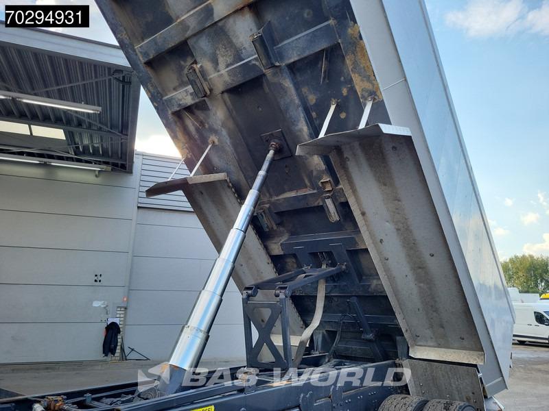 Volvo FM 62R B FM 6X2 12m3 MAUR Tipper Big-Axle Steelsuspension Automatic Euro 3 - Camión volquete: foto 3 Volvo FM 62R B FM 6X2 12m3 MAUR Tipper Big-Axle Steelsuspension Automatic Euro 3 - Camión volquete: foto 3