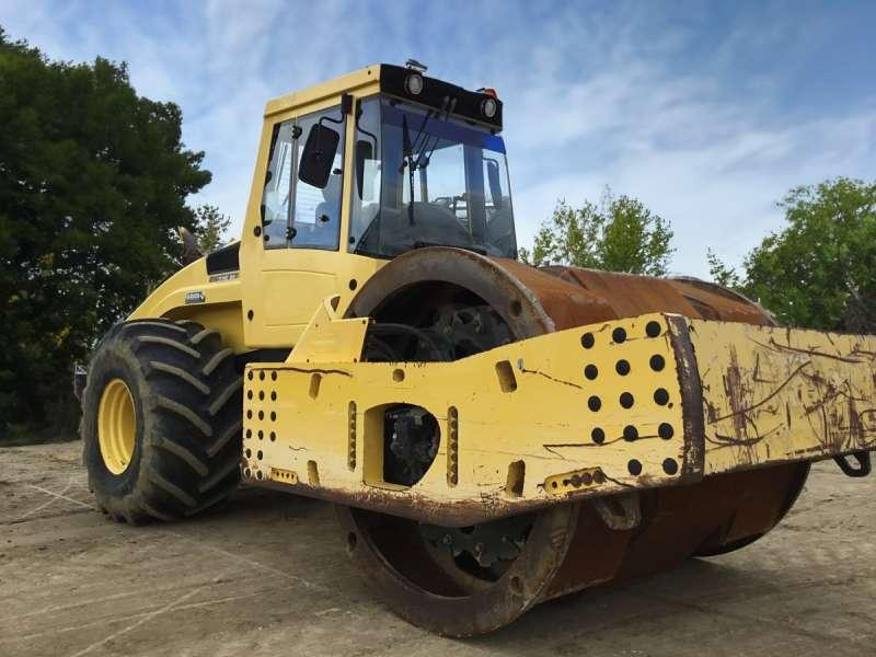 Bomag BW 226 DI-4 BVC - Compactador mixto: foto 3 Bomag BW 226 DI-4 BVC - Compactador mixto: foto 3