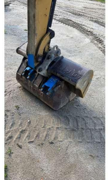 Caterpillar 302.5C - Miniexcavadora: foto 3 Caterpillar 302.5C - Miniexcavadora: foto 3