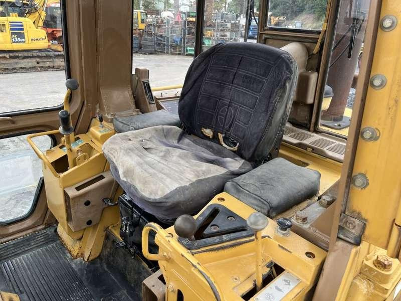 Cargadora de cadenas Caterpillar 943: foto 40