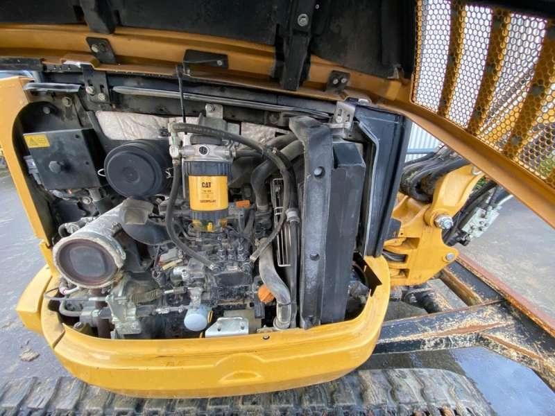 Miniexcavadora Caterpillar CANOPY 302.7DCR MACHINE SUISSE: foto 8