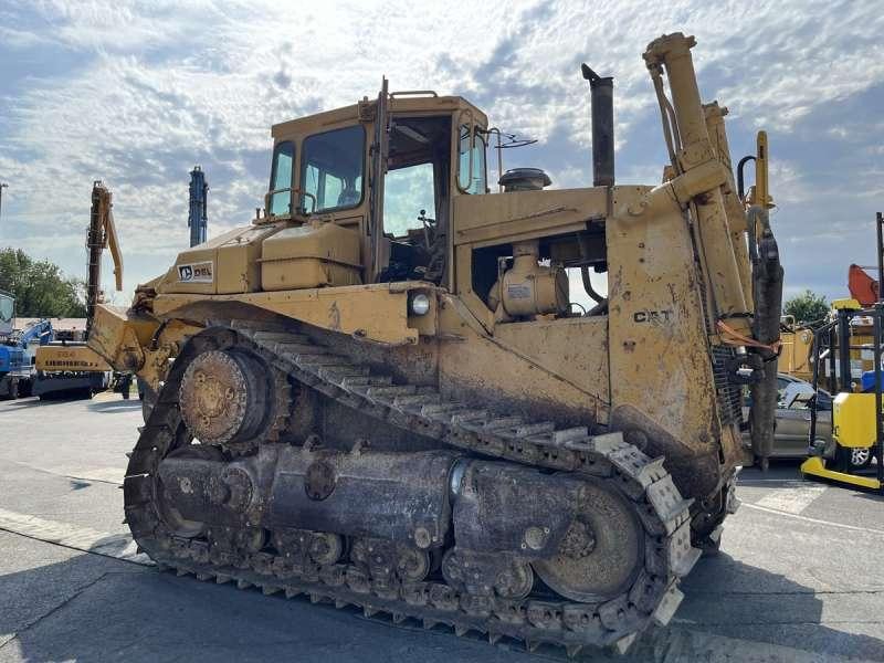 Bulldozer Caterpillar D8L: foto 1