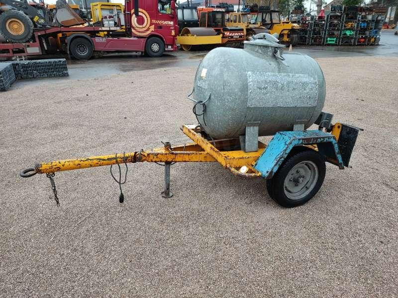 Courant 500 LITRES A EAU - Tanque: foto 3 Courant 500 LITRES A EAU - Tanque: foto 3