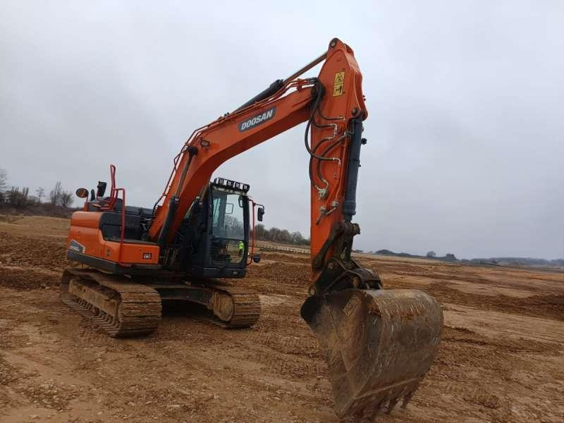 Doosan DX140LC-5 - Excavadora de cadenas: foto 2 Doosan DX140LC-5 - Excavadora de cadenas: foto 2