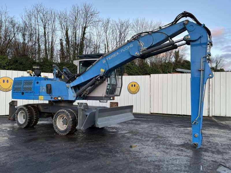 Fuchs MHL320 - Manipulador de materiales: foto 2 Fuchs MHL320 - Manipulador de materiales: foto 2