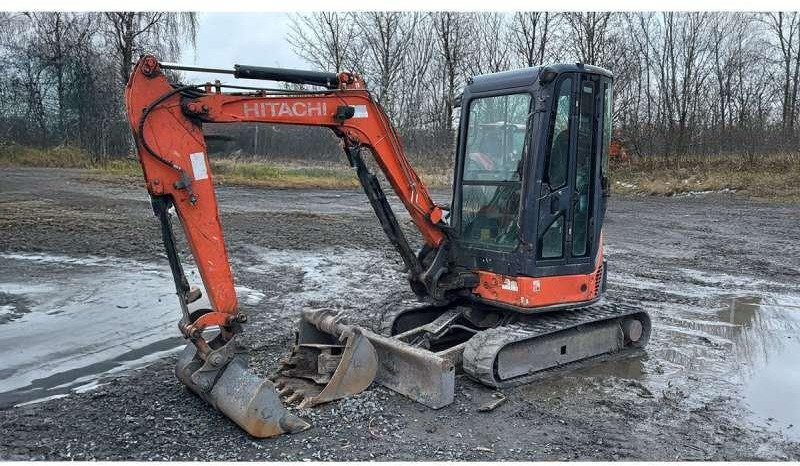 Miniexcavadora Hitachi ZX33U-3 CLR: foto 1