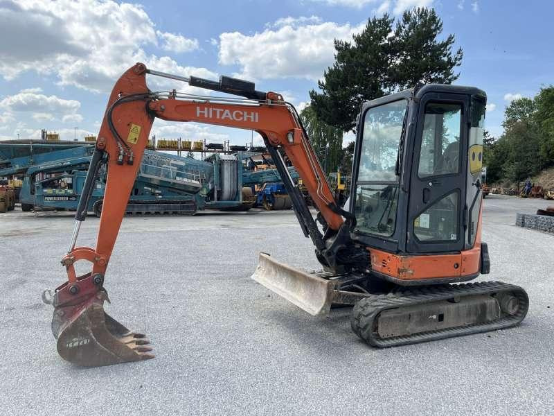 Hitachi ZX33U-5A CLR - Miniexcavadora: foto 3 Hitachi ZX33U-5A CLR - Miniexcavadora: foto 3
