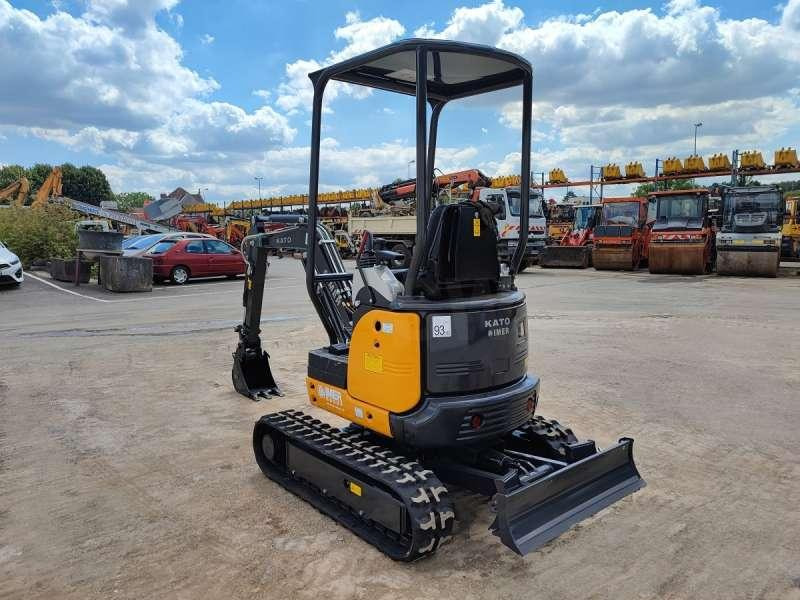 Kato VXE HD 17 - Miniexcavadora: foto 5 Kato VXE HD 17 - Miniexcavadora: foto 5