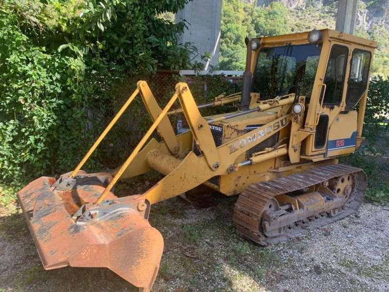 Komatsu D21S-6 - Cargadora de cadenas: foto 1 Komatsu D21S-6 - Cargadora de cadenas: foto 1