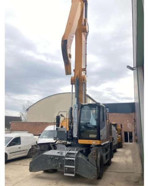 Liebherr LH40 M LITRONIC - Manipulador de materiales: foto 3 Liebherr LH40 M LITRONIC - Manipulador de materiales: foto 3