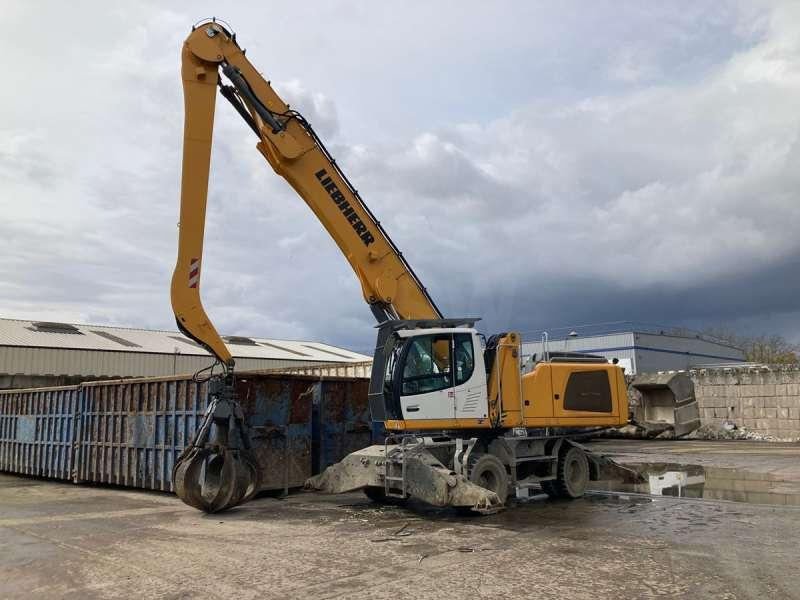Liebherr LH40M LITRONIC - Manipulador de materiales: foto 1 Liebherr LH40M LITRONIC - Manipulador de materiales: foto 1