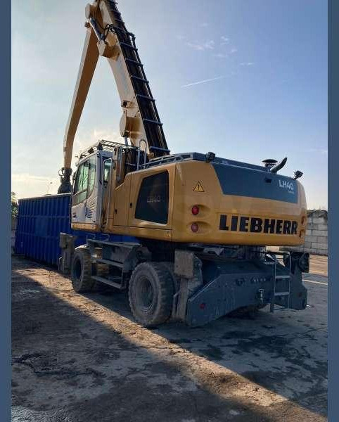 Liebherr LH40M LITRONIC - Manipulador de materiales: foto 5 Liebherr LH40M LITRONIC - Manipulador de materiales: foto 5