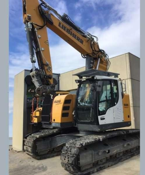 Liebherr R926 COMPACT - Excavadora de cadenas: foto 1 Liebherr R926 COMPACT - Excavadora de cadenas: foto 1