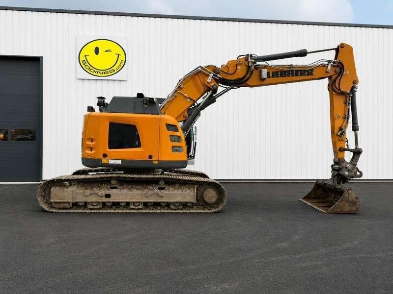 Liebherr R926 COMPACT LC - Excavadora de cadenas: foto 2 Liebherr R926 COMPACT LC - Excavadora de cadenas: foto 2