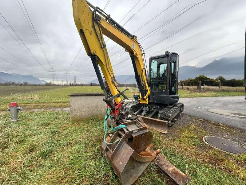 New Holland E50B SR - Miniexcavadora: foto 3 New Holland E50B SR - Miniexcavadora: foto 3