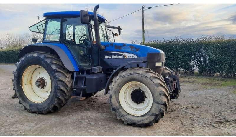 New Holland TM190 - Tractor: foto 1 New Holland TM190 - Tractor: foto 1