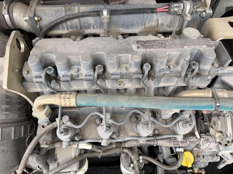 Cargadora articulada Schaeff TL65: foto 44