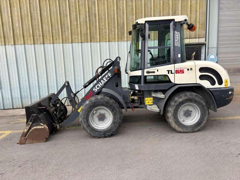 Cargadora articulada Schaeff TL65: foto 15