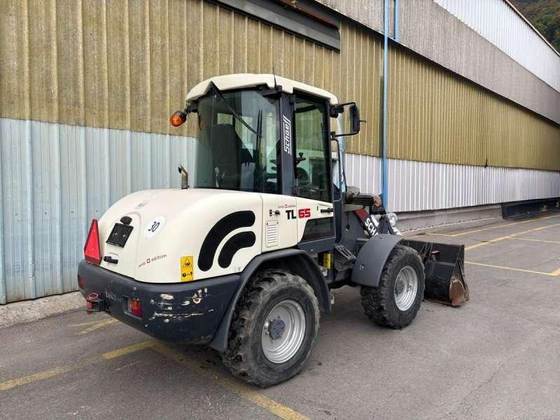 Cargadora articulada Schaeff TL65: foto 8