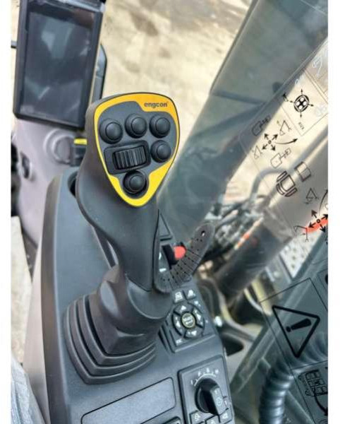 Excavadora de cadenas Volvo EC140EL: foto 13