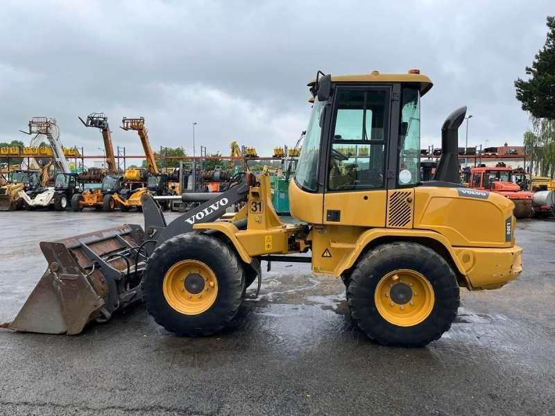 Volvo L30G - Cargadora de ruedas: foto 4 Volvo L30G - Cargadora de ruedas: foto 4