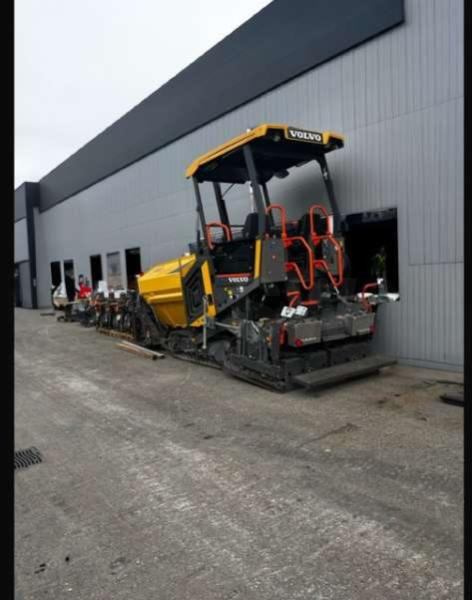 Volvo P2820D MACHINE SUISSE - Pavimentadora de asfalto: foto 2 Volvo P2820D MACHINE SUISSE - Pavimentadora de asfalto: foto 2