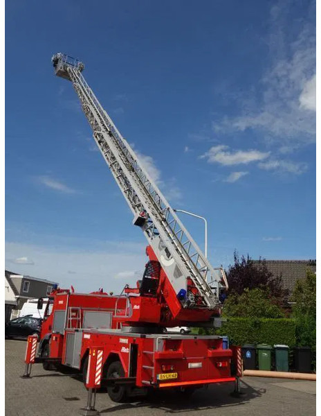 DAF LF 55.250 METZ 30 meter - Camión de bomberos: foto 3 DAF LF 55.250 METZ 30 meter - Camión de bomberos: foto 3