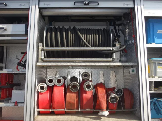 Camión de bomberos MAN 15 224-with winch 2500liter tank manual gearbox ,ziegler pomp: foto 19