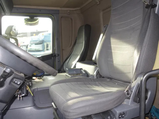 Scania P250 GEESINK GPM III CONTAINER SYSTEEM ,WELVAARD WEEGSYSTEEM EURO 6 - Camión de basura: foto 5 Scania P250 GEESINK GPM III CONTAINER SYSTEEM ,WELVAARD WEEGSYSTEEM EURO 6 - Camión de basura: foto 5