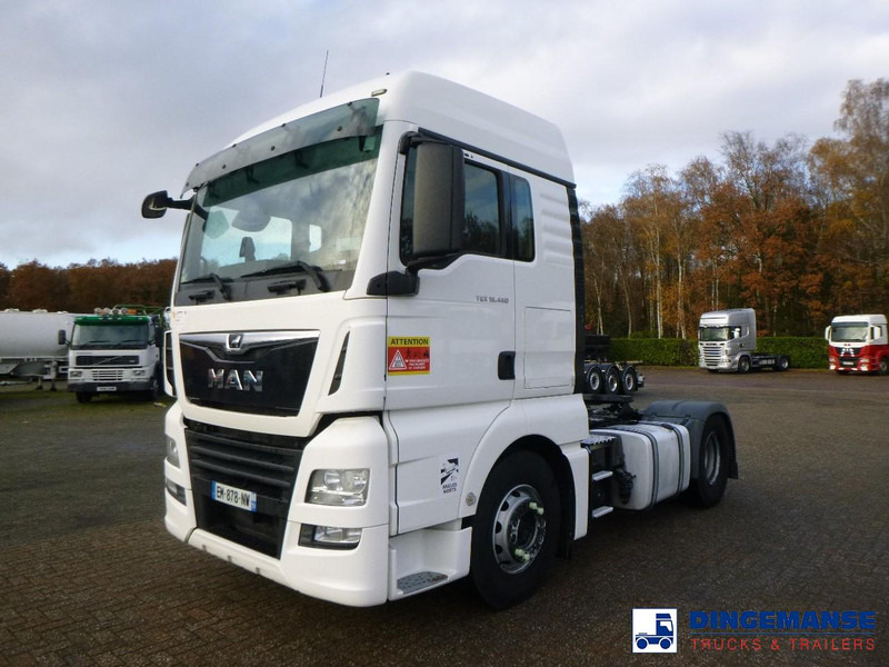 MAN TGX 18.460 4x2 Euro 6 + Hydraulics & Compressor - Cabeza tractora: foto 1 MAN TGX 18.460 4x2 Euro 6 + Hydraulics & Compressor - Cabeza tractora: foto 1