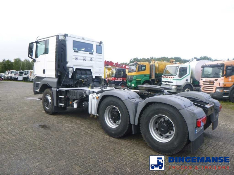 MAN TGX 33.560 6X4 + Retarder + Hydraulics / 96 t - Cabeza tractora: foto 3 MAN TGX 33.560 6X4 + Retarder + Hydraulics / 96 t - Cabeza tractora: foto 3