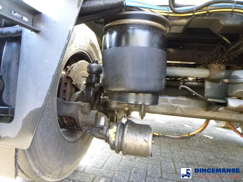 Semirremolque cisterna Crossland Vacuum tank alu 33.4 m3 / 1 comp: foto 10