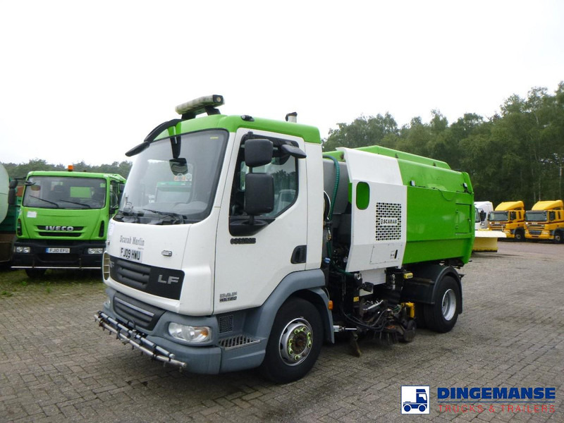 DAF LF 45.180 Scarab Merlin street sweeper 4x2 - Barredora vial: foto 1 DAF LF 45.180 Scarab Merlin street sweeper 4x2 - Barredora vial: foto 1