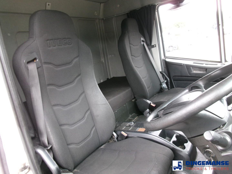 Camión caja cerrada Iveco Eurocargo 180E25S RHD 4x2 Euro 6 Closed box: foto 12