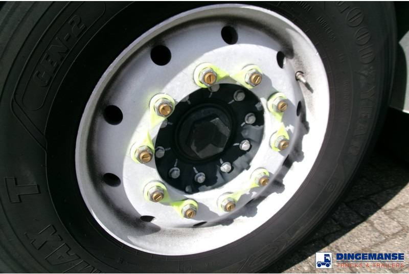 Leasing de LAG Fuel tank alu 44.5 m3 / 6 comp + pump LAG Fuel tank alu 44.5 m3 / 6 comp + pump: foto 6