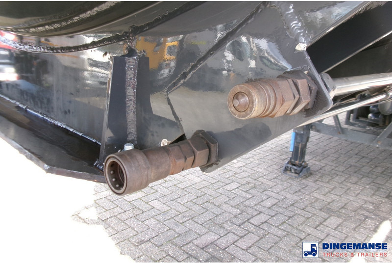 Leasing de LAG Fuel tank alu 44.5 m3 / 6 comp + pump LAG Fuel tank alu 44.5 m3 / 6 comp + pump: foto 14