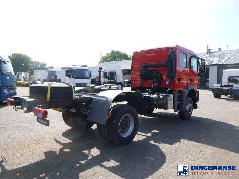 MAN TGM 18.320 4x4 BB chassis / new/unused - Camión chasis: foto 4 MAN TGM 18.320 4x4 BB chassis / new/unused - Camión chasis: foto 4