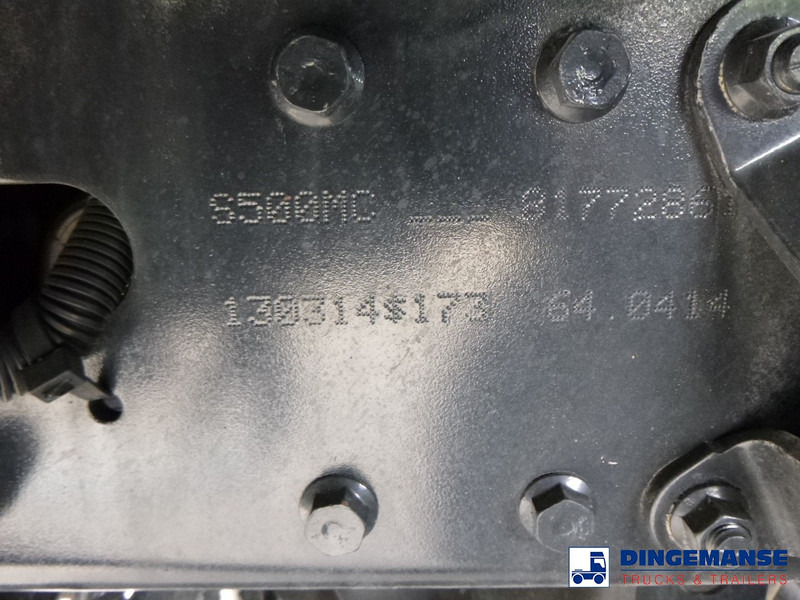 Camión chasis MAN TGS 19.360 4X2 BBS manual Euro 2 chassis + PTO: foto 13