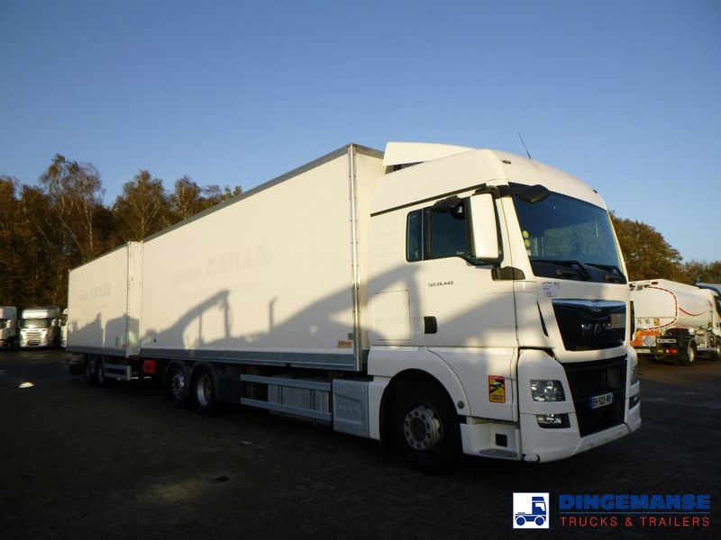 MAN TGX 26.440 6X2 high volume + Fruehauf closed box trailer - Camión caja cerrada: foto 2 MAN TGX 26.440 6X2 high volume + Fruehauf closed box trailer - Camión caja cerrada: foto 2