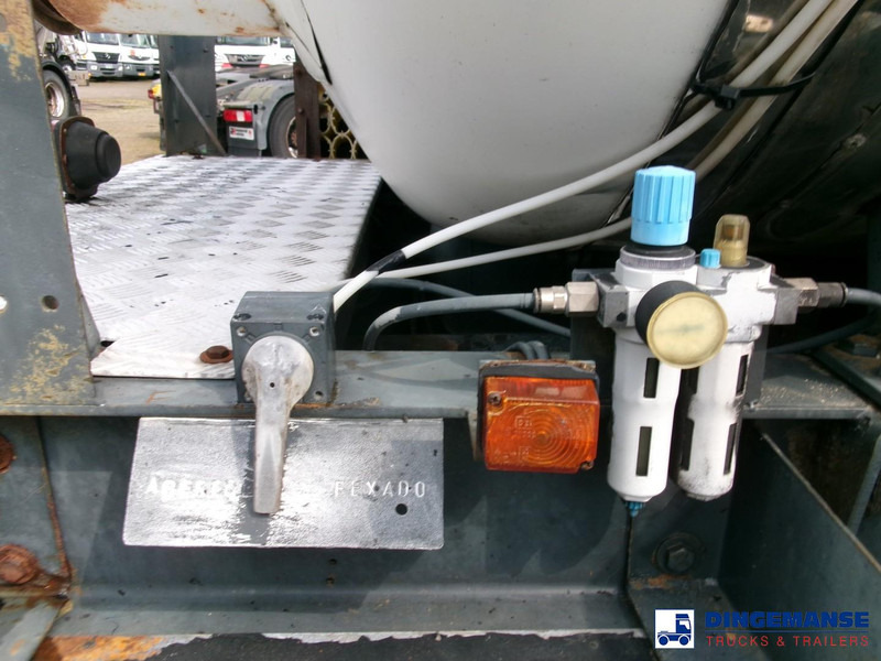 Semirremolque cisterna METALOVOUGA Bitumen / heavy oil tank inox 29 m3 / 1 comp: foto 9