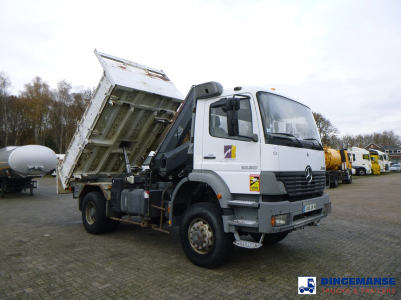 Mercedes-Benz Atego 1828 4x4 tipper + Hiab 166 B-2 CL - Camión grúa: foto 2 Mercedes-Benz Atego 1828 4x4 tipper + Hiab 166 B-2 CL - Camión grúa: foto 2