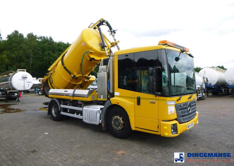 Mercedes-Benz Econic 1830 4x2 Euro 6 RHD Fuller vacuum tank 8.1 m3 - Limpieza de alcantarillado: foto 2 Mercedes-Benz Econic 1830 4x2 Euro 6 RHD Fuller vacuum tank 8.1 m3 - Limpieza de alcantarillado: foto 2