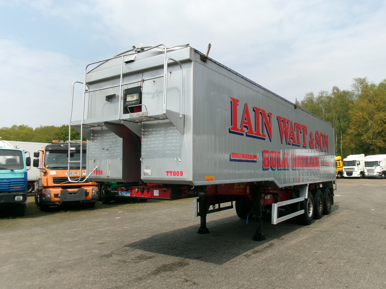 Semirremolque volquete Montracon Tipper trailer alu 55 m3 + tarpaulin: foto 1