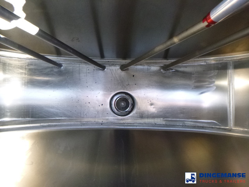Camión cisterna Renault Premium 270 dxi 4x2 fuel tank 13.7 m3 / 4 comp: foto 19
