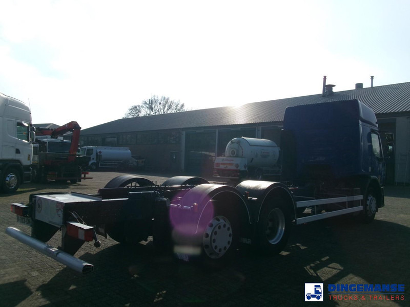 Renault Premium 370 6x2 chassis - Camión chasis: foto 4 Renault Premium 370 6x2 chassis - Camión chasis: foto 4