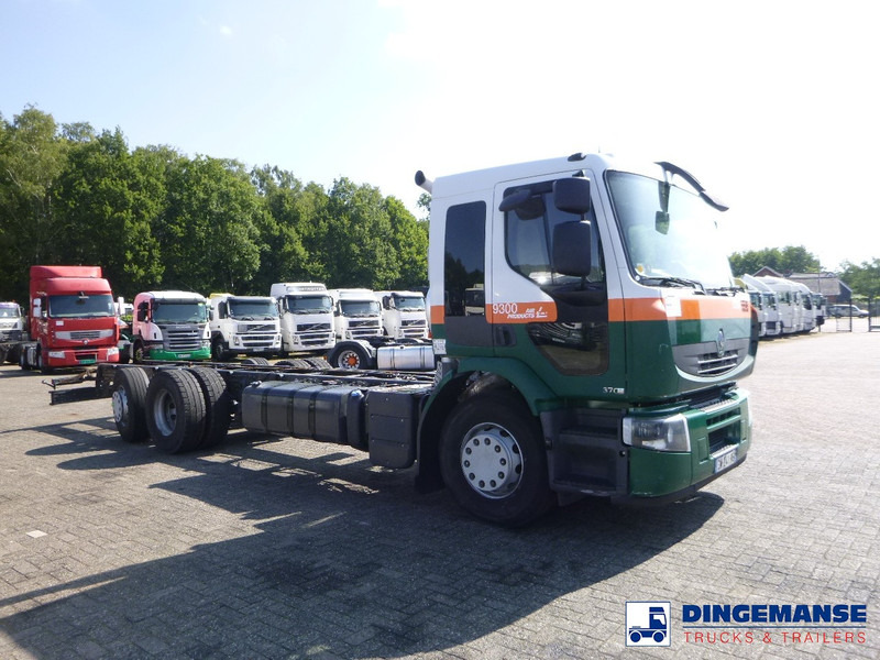 Renault Premium Lander 370 6x2 chassis + ADR - Camión chasis: foto 2 Renault Premium Lander 370 6x2 chassis + ADR - Camión chasis: foto 2