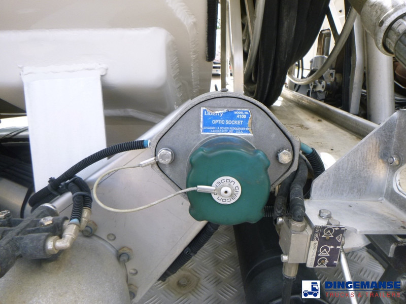 Leasing de Scania P 320 DB 6X2 fuel tank 18.8 m3 / 5 comp Scania P 320 DB 6X2 fuel tank 18.8 m3 / 5 comp: foto 13