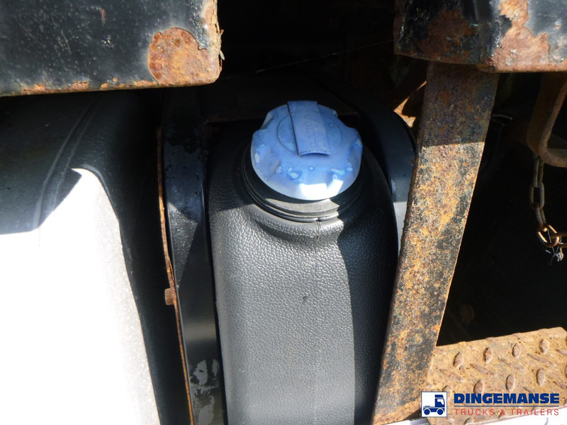 Leasing de Volvo FM 400 8x2 RHD platform Volvo FM 400 8x2 RHD platform: foto 12